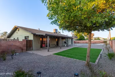 319 E Riviera Drive, Tempe, AZ 85282 - Photo 27