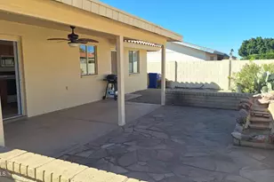 7726 E Navarro Ave, Mesa, AZ 85209 - Photo 11