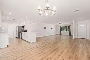 1809 E Concorda Dr, Tempe, AZ 85282 - Photo 5