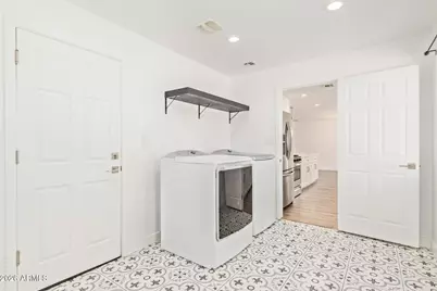 1809 E Concorda Drive, Tempe, AZ 85282 - Photo 19