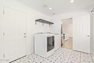 1809 E Concorda Dr, Tempe, AZ 85282 - Photo 19