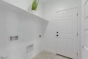 31824 N Poplar St, Wittmann, AZ 85361 - Photo 23