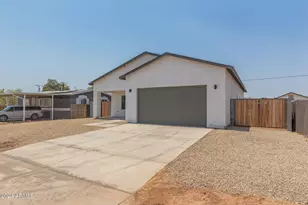 31824 N Poplar St, Wittmann, AZ 85361 - Photo 3