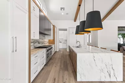 5639 N 68th Place, Paradise Valley, AZ 85253 - Photo 11