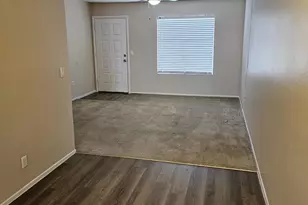 461 W Holmes Ave, Mesa, AZ 85210 - Photo 7