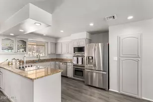 6526 N 37th St, Phoenix, AZ 85018 - Photo 17