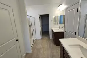 12757 W Pkwy Ln, Avondale, AZ 85353 - Photo 5