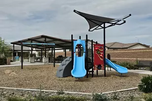 12757 W Pkwy Ln, Avondale, AZ 85353 - Photo 7