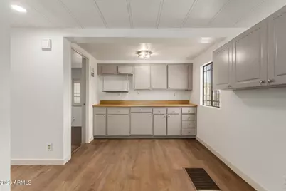 9630 S 9th Avenue, Phoenix, AZ 85041 - Photo 15