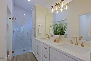 18068 W Browning Dr, Surprise, AZ 85374 - Photo 7