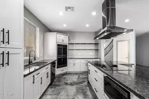 2920 W Glass Ln, Phoenix, AZ 85041 - Photo 15