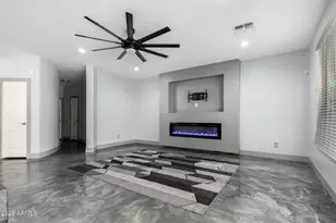 2920 W Glass Ln, Phoenix, AZ 85041 - Photo 11