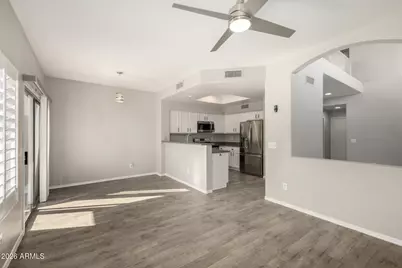 2040 N 106th Avenue, Avondale, AZ 85392 - Photo 7