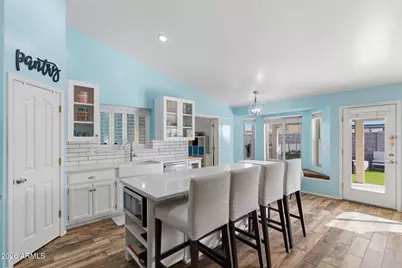 823 N Hill Circle, Mesa, AZ 85203 - Photo 7