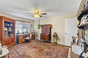 9908 W Prairie Hills Cir, Sun City, AZ 85351 - Photo 15