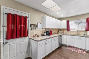 9908 W Prairie Hills Cir, Sun City, AZ 85351 - Photo 25