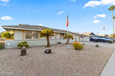 9908 W Prairie Hills Circle, Sun City, AZ 85351 - Photo 1