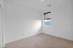 567 E Hazelnut Ln, San Tan Valley, AZ 85140 - Photo 17