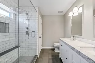 2075 S Peppertree Dr, Gilbert, AZ 85295 - Photo 15