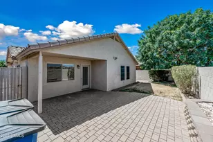 2075 S Peppertree Dr, Gilbert, AZ 85295 - Photo 27