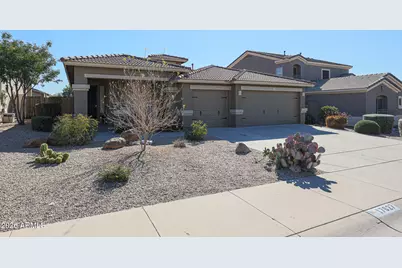 17627 W Golden Eye Avenue, Goodyear, AZ 85338 - Photo 3