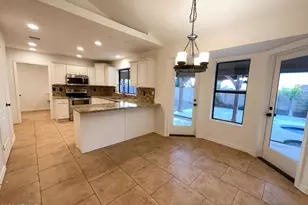 1823 E Juniper Cir, Mesa, AZ 85203 - Photo 13