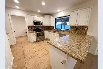 1823 E Juniper Circle, Mesa, AZ 85203 - Photo 9