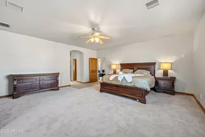 21280 W Vista Royale Drive, Wickenburg, AZ 85390 - Photo 5