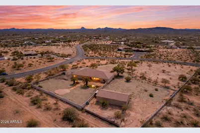 21280 W Vista Royale Drive, Wickenburg, AZ 85390 - Photo 1