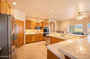 21280 W Vista Royale Dr, Wickenburg, AZ 85390 - Photo 9