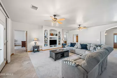 21280 W Vista Royale Drive, Wickenburg, AZ 85390 - Photo 21