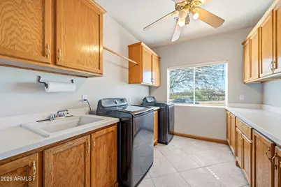 21280 W Vista Royale Drive, Wickenburg, AZ 85390 - Photo 19