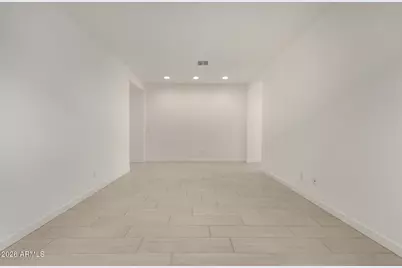 18137 W Watkins Street, Goodyear, AZ 85338 - Photo 9