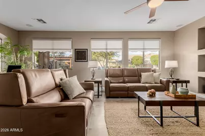 2340 W Bramble Berry Lane, Phoenix, AZ 85085 - Photo 7