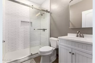 2340 W Bramble Berry Lane, Phoenix, AZ 85085 - Photo 15