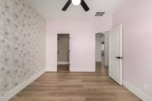 1515 E Apollo Rd, Phoenix, AZ 85042 - Photo 43