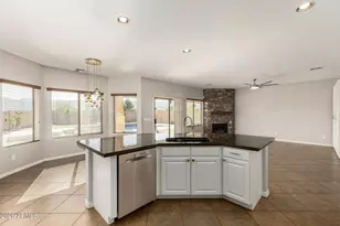 1515 E Apollo Rd, Phoenix, AZ 85042 - Photo 27