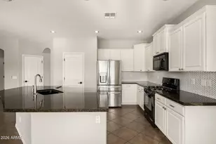 1515 E Apollo Rd, Phoenix, AZ 85042 - Photo 25