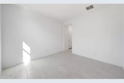 23033 E Diana Way, Queen Creek, AZ 85142 - Photo 11