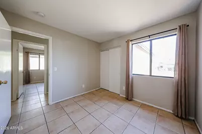 8517 W College Drive, Phoenix, AZ 85037 - Photo 17