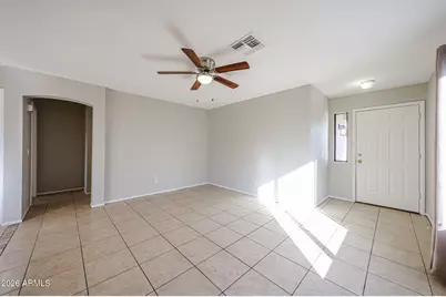 8517 W College Drive, Phoenix, AZ 85037 - Photo 5