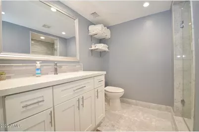 816 E Seldon Lane, Phoenix, AZ 85020 - Photo 15