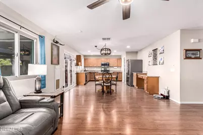 16852 W Central Street, Surprise, AZ 85388 - Photo 11