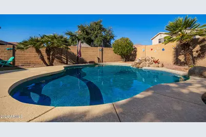 16852 W Central Street, Surprise, AZ 85388 - Photo 41
