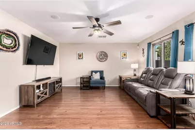 16852 W Central Street, Surprise, AZ 85388 - Photo 9