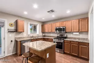 16852 W Central St, Surprise, AZ 85388 - Photo 15