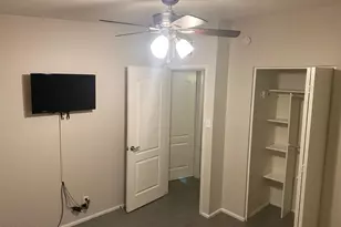 325 E Continental Dr, Tempe, AZ 85288 - Photo 9