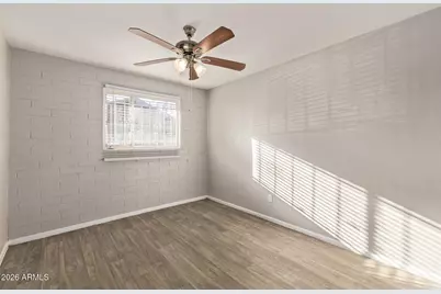 6124 W Oregon Avenue, Glendale, AZ 85301 - Photo 13