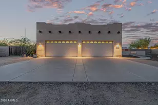 1916 E Primrose Path, Phoenix, AZ 85086 - Photo 3