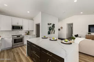 15641 N 63rd St, Scottsdale, AZ 85254 - Photo 11